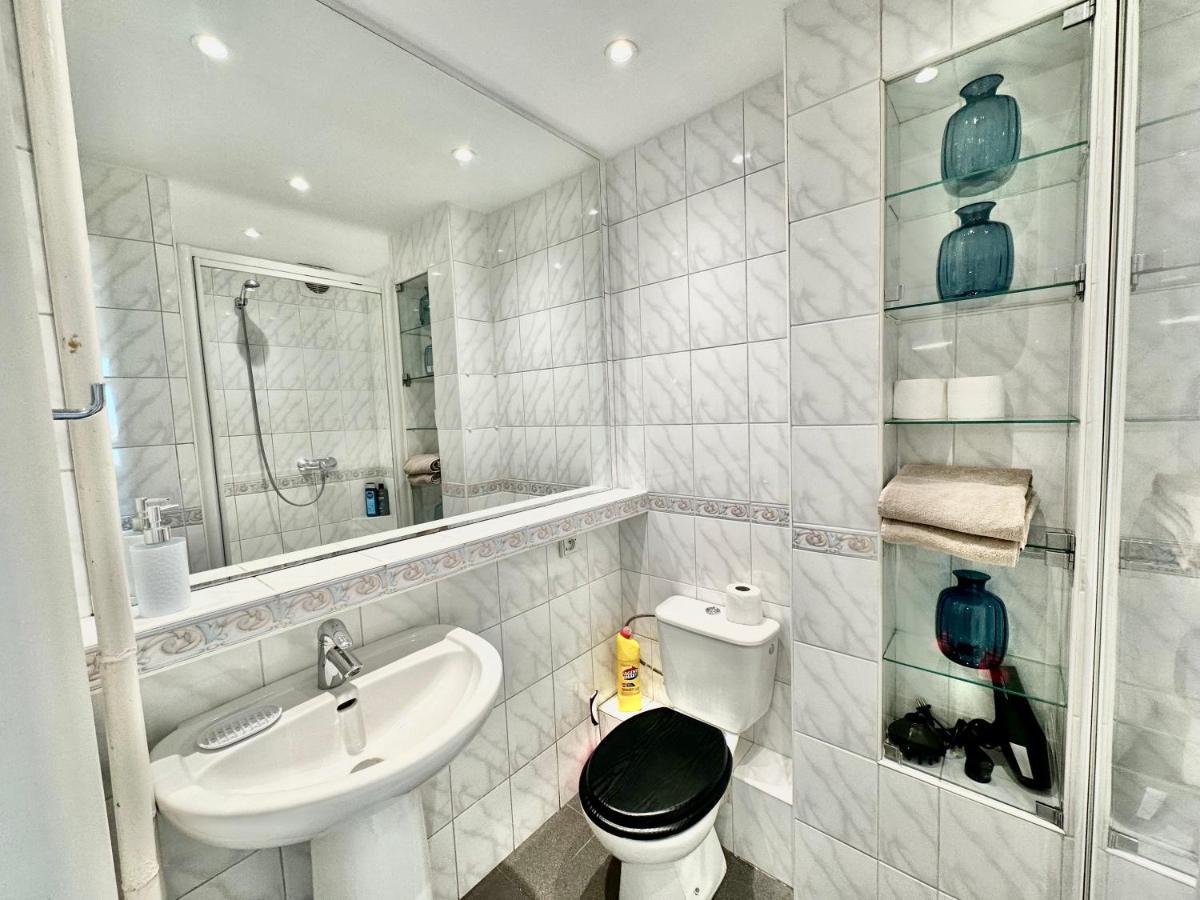 Super Apartament White Warszawa 2X Metro Scisle Centrum Wifi 300 Mbs New Eksteriør bilde